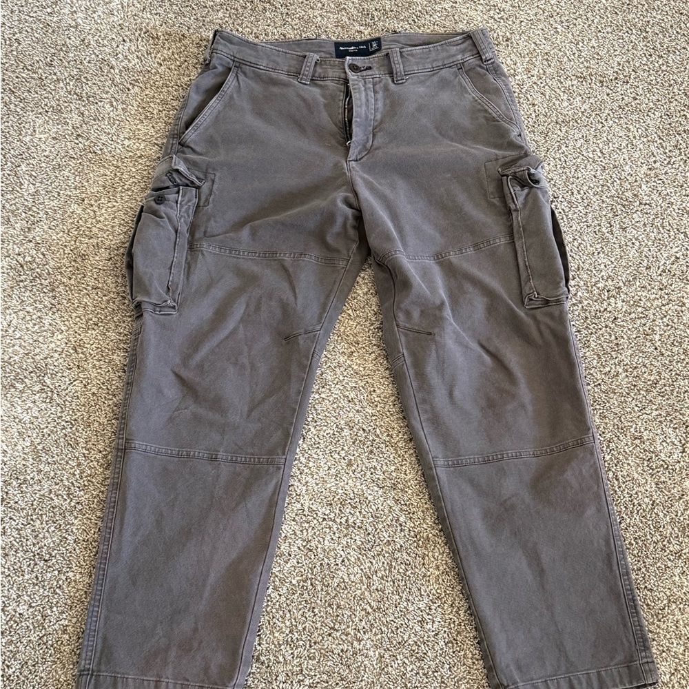 Abercrombie & Fitch Men's Gray Cargo Pants